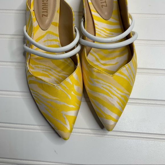Schutz Point Toe Flats Mules Yellow Zebra - Picture 2 of 8